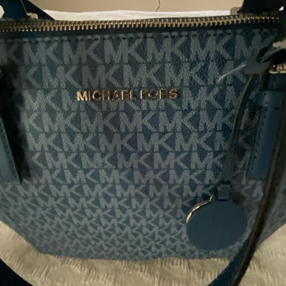 Michael Kors Jet Tote Handbag “River Blue” 15”W x 10” T x 5.5” D. NWT - Picture 5 of 7